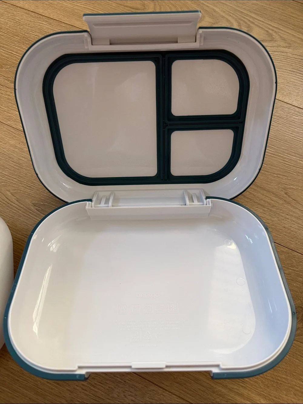 BENTGO lunchbox WITH ice pack